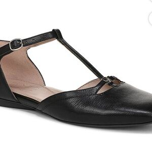 Naturalizer Caresse Black Leather T-Strap Flats 8.5 wide